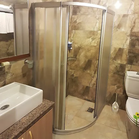 Hedef Beyt & Selçuk