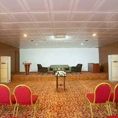 Hedef Beyt & 3* Selçuk