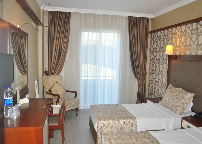 Hedef Beyt & Сельчук