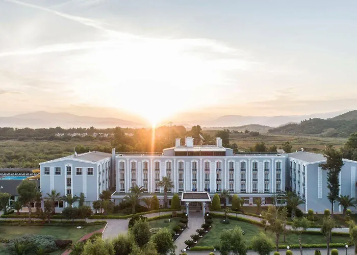 Hedef Beyt & Отель Сельчук