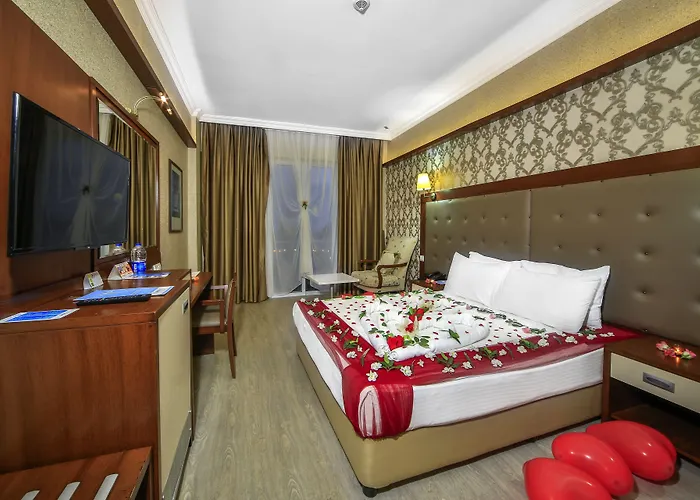 Hedef Beyt & Hotel 3*